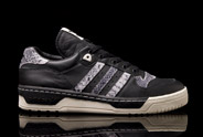 adidas Rivalry Low “New York”